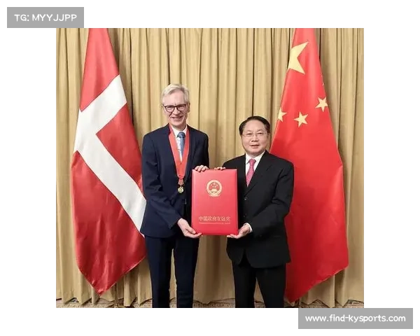 合杯网球赛助推民间外交 多国大使同场竞技展现友谊与合作 合杯网球赛助推民间外交 多国大使同场竞技展现友谊与合作