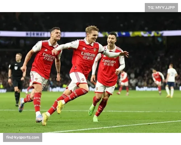 布鲁日主场三度领先 比利时球队展现顽强斗志